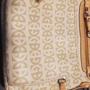 Giani Bernini Purse Tan Brown Logo Crossbody Bag Organizer Handbag #032126a